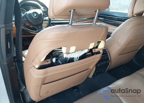 2013 BMW 740I z USA, uszkodzony, nr VIN WBAYA6C59DC995311